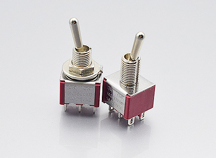 鈕子開關 鈕子開關